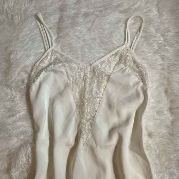 Victoria's Secret Other - Gold Label VS chemise